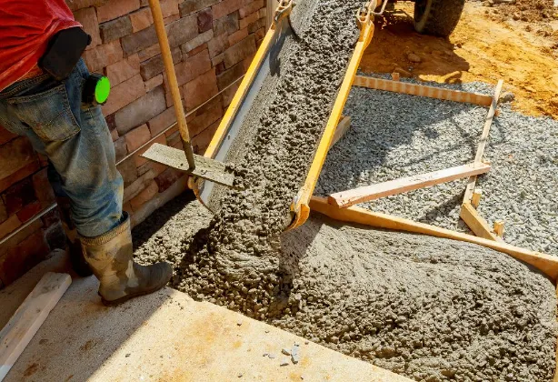  Reliable concrete contractors in Manhattan, offering expert installation and repair services for durable and high-quality concrete surfaces.